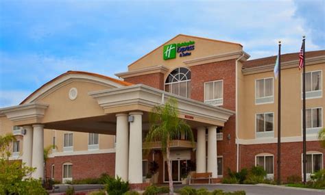 springhill inn and suites|Hotel Suites .